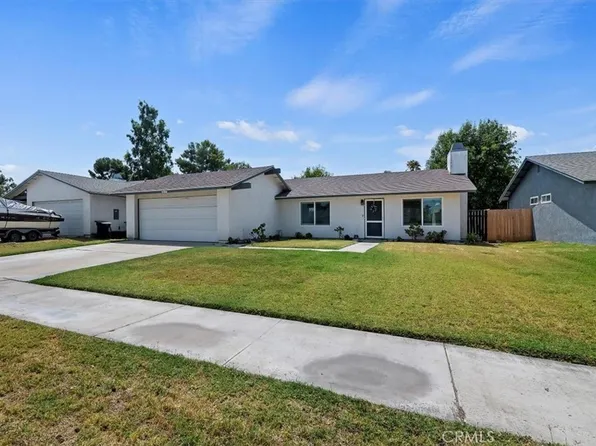 1121 Mountain View Ln, Colton, CA 92324