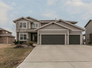 2433 W Dartmouth St, Olathe, KS 66061