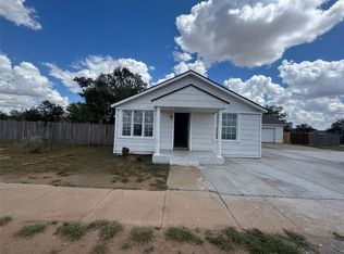 704 E Municipal Dr, Lubbock, TX 79403