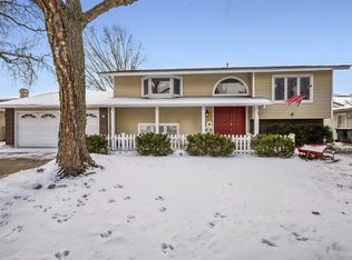 295 Brighton Rd, Elk Grove Village, IL 60007