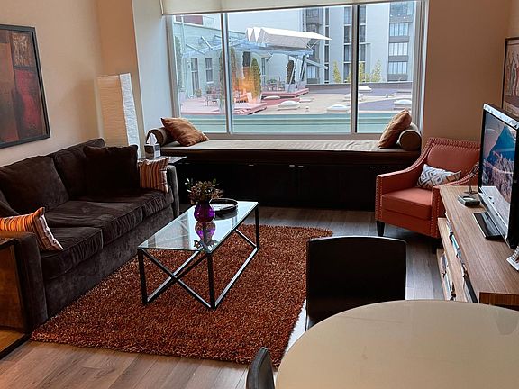 5th image of 220 Lombard St APT 422