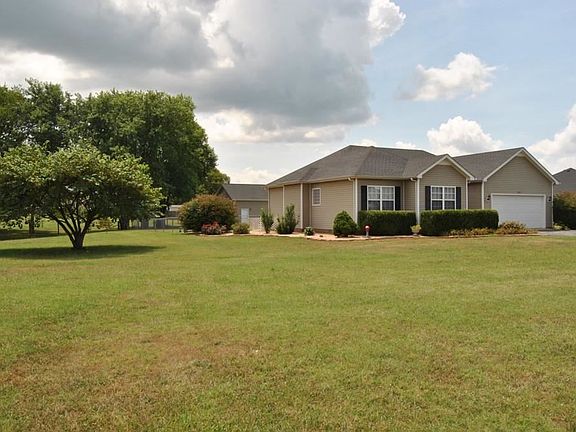 3rd image of 2837 Yearling Ave