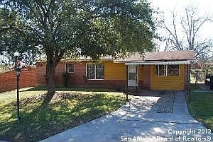 3rd image of 1034 Utopia Ln