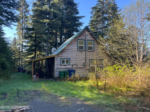 725C S Mitkof Hwy, Petersburg, AK 99833