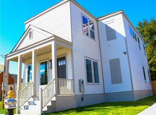 3201 Danneel St, New Orleans, LA 70115
