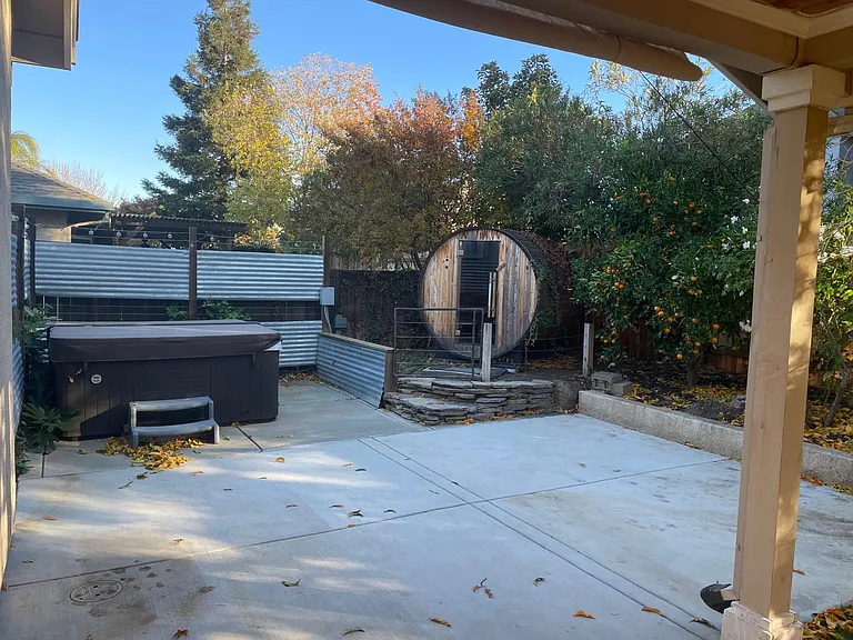 1016 Taft Ct — Photo 11