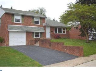 709 Cambridge Rd, Brookhaven, PA 19015