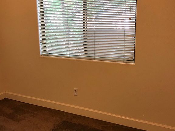 4th image of 928-2 N Campbell Ave