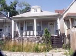 7916 S Marquette Ave, Chicago, IL 60617