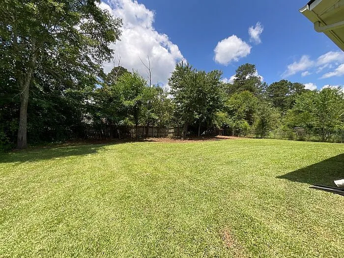 8919 Yarmouth Dr — Photo 26