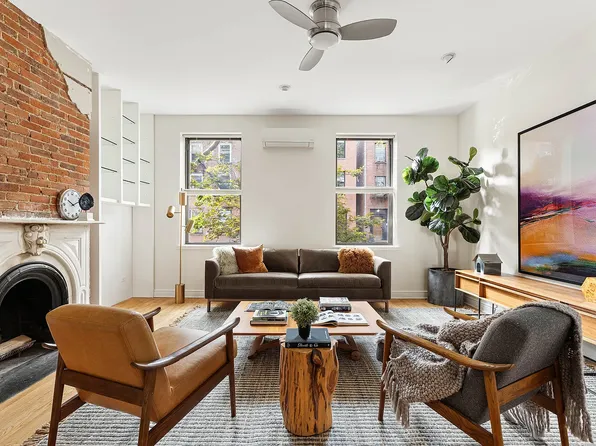 43 Douglass St, Brooklyn, NY 11231