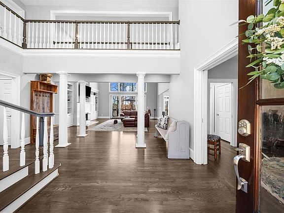 4th image of 435 Robertson Rd