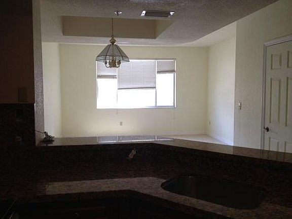 5th image of 725 SW 148th Ave APT 506