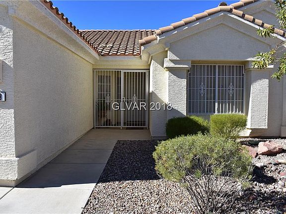 2nd image of 309 Vista Glen St