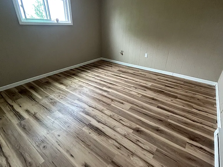 729 Moltke Ave #B — Photo 5