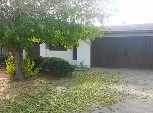 15401 Riverside St, Hesperia, CA 92345