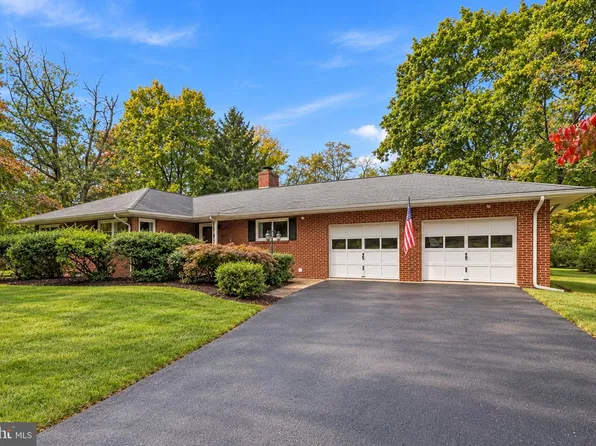 62 Mountain View Rd, Ewing, NJ 08628