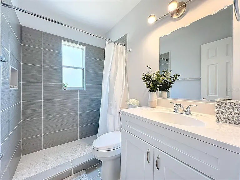 3025 Long St #A — Photo 22