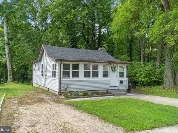 1 Cross Rd, Pine Hill, NJ 08021