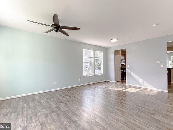4th image of 46117 Nancy Ct