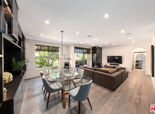 930 N Doheny Dr APT 101, West Hollywood, CA 90069