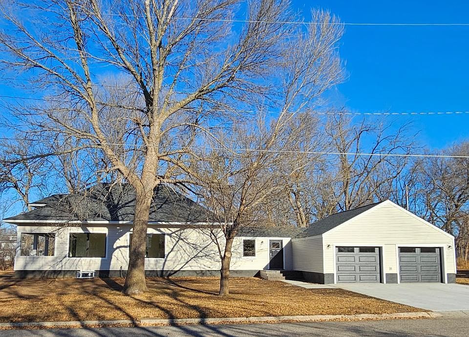 904 7th St, Clarkfield, MN 56223 MLS 6470990 Zillow