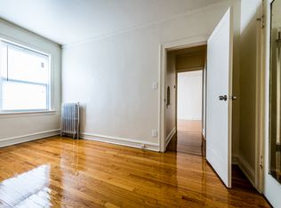 1931 E 71st St, Chicago, IL 60649