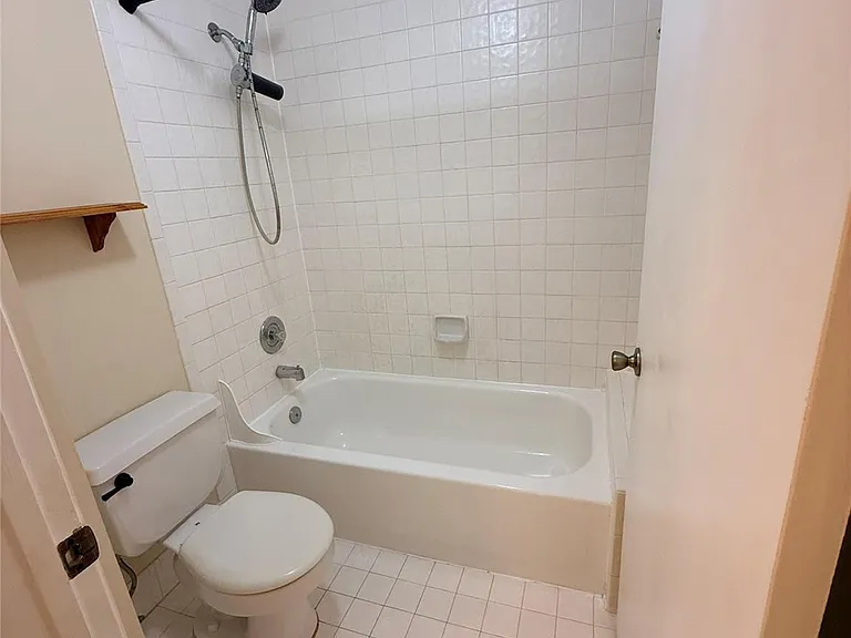 12060 NW 11th St #12060 — Photo 7