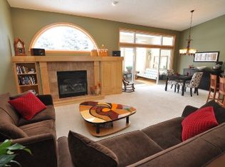 14403 Hunters Ln, Savage, MN 55378