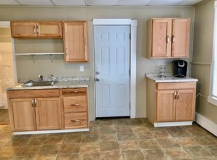 11 George St #3, New Bedford, MA 02744