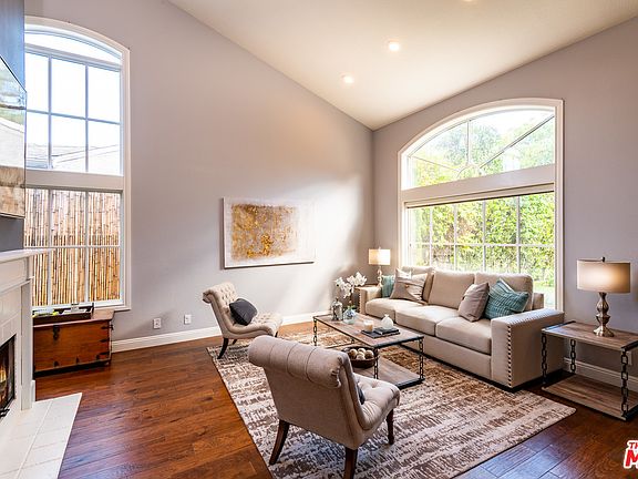 3rd image of 12245 La Maida St