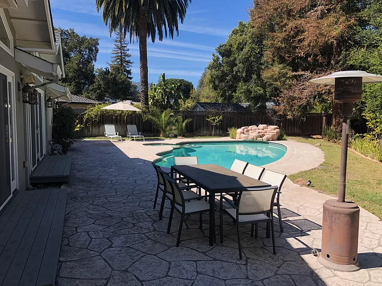 1525 Kensington Cir — Photo 15