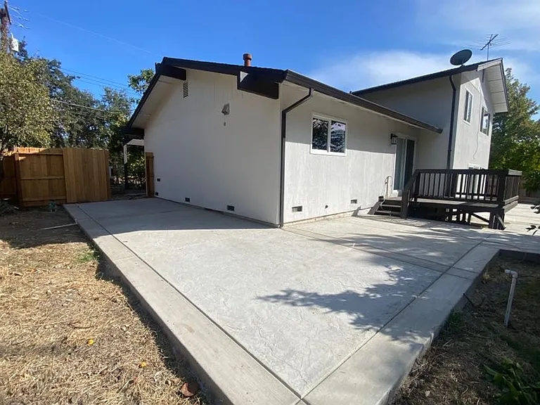7349 Cross Dr — Photo 28