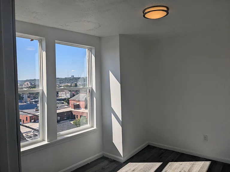 227 Renner St #4 — Photo 11