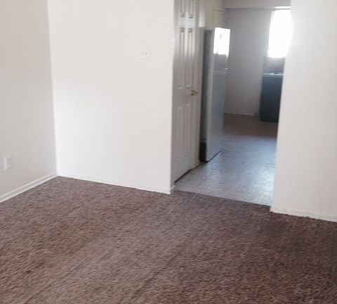 5th image of 3223 Buder Ct