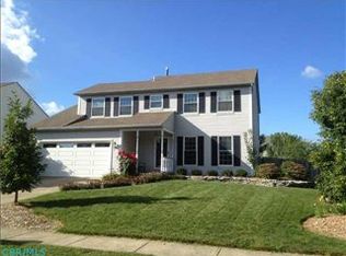 492 Courtland Ln, Pickerington, OH 43147
