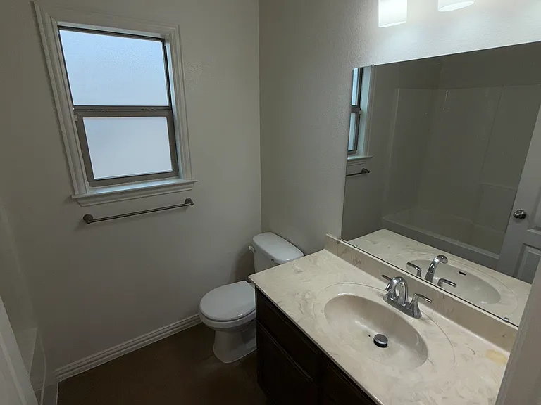 709 Bunker Hill Dr #A — Photo 10