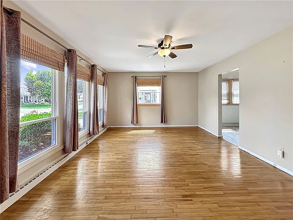 4th image of 411 N 35th St