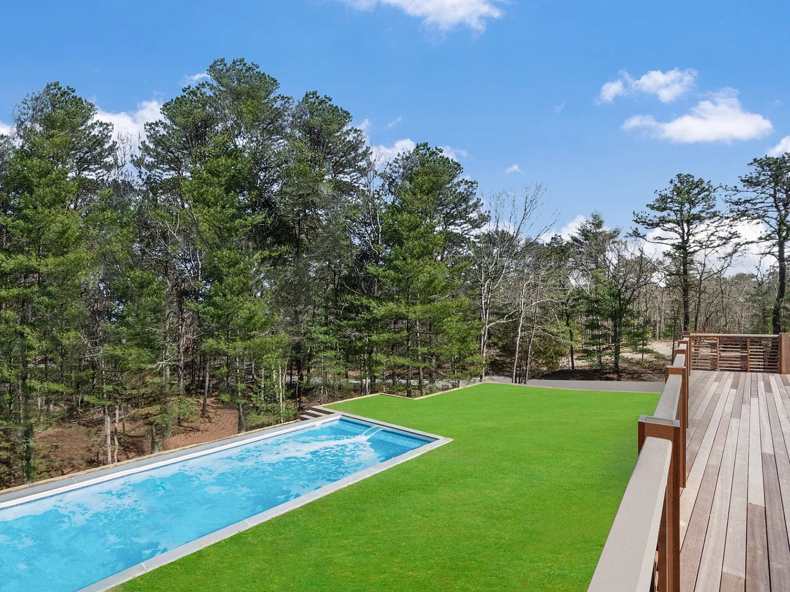 East Hampton Oasis — Photo 1