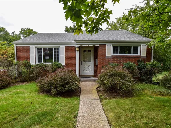 8150 Remington Dr, Pittsburgh, PA 15237