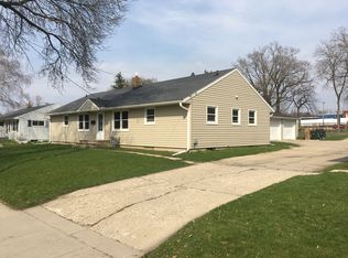 119 Dempsey Rd, Madison, WI 53714