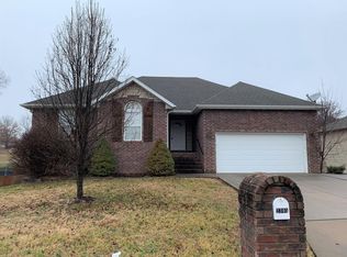 2305 S 12th St, Ozark, MO 65721