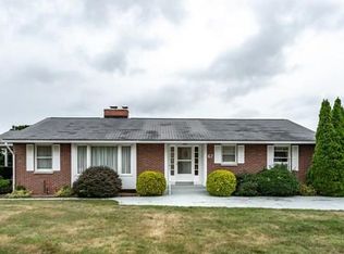 67 Springfield St, Wilbraham, MA 01095