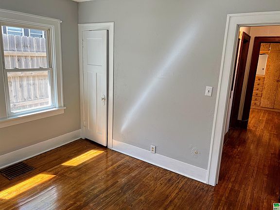 5th image of 1515 27th St