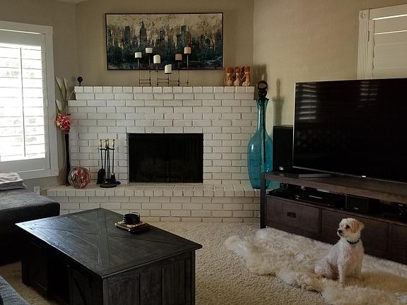 4th image of 999 Mikkelsen Dr