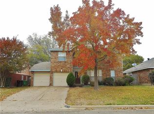 4413 Hummingbird Ct, Fort Worth, TX 76137