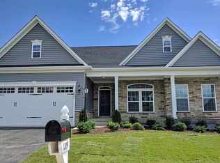 1209 Copper Beech Dr, York, PA 17403