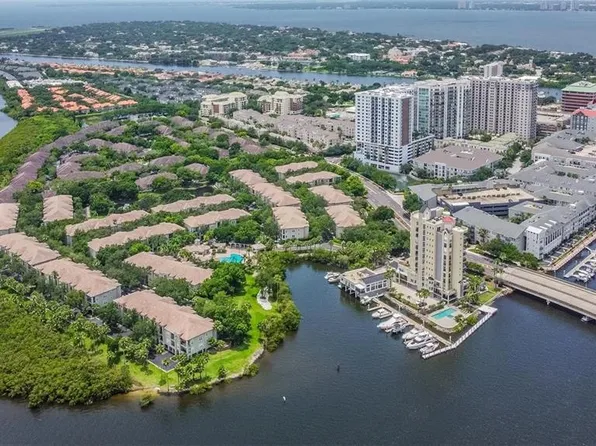 756 Coral Reef Dr, Tampa, FL 33602
