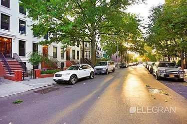 Rented by (Legacy) Elegran