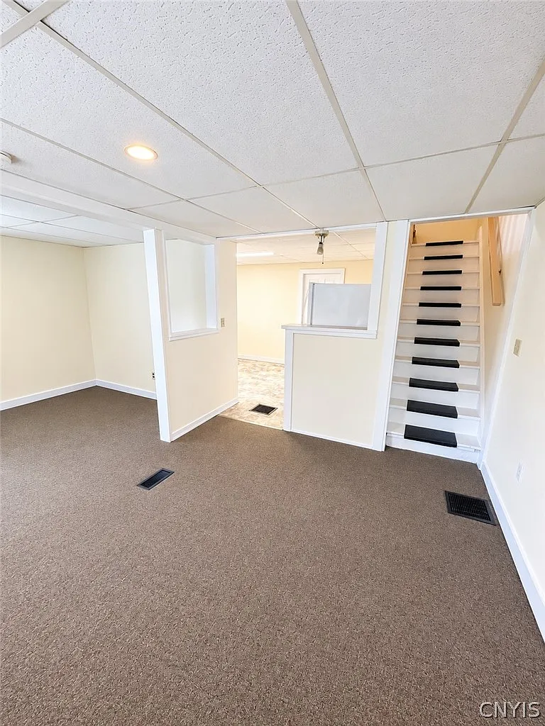 162 Smith St — Photo 3